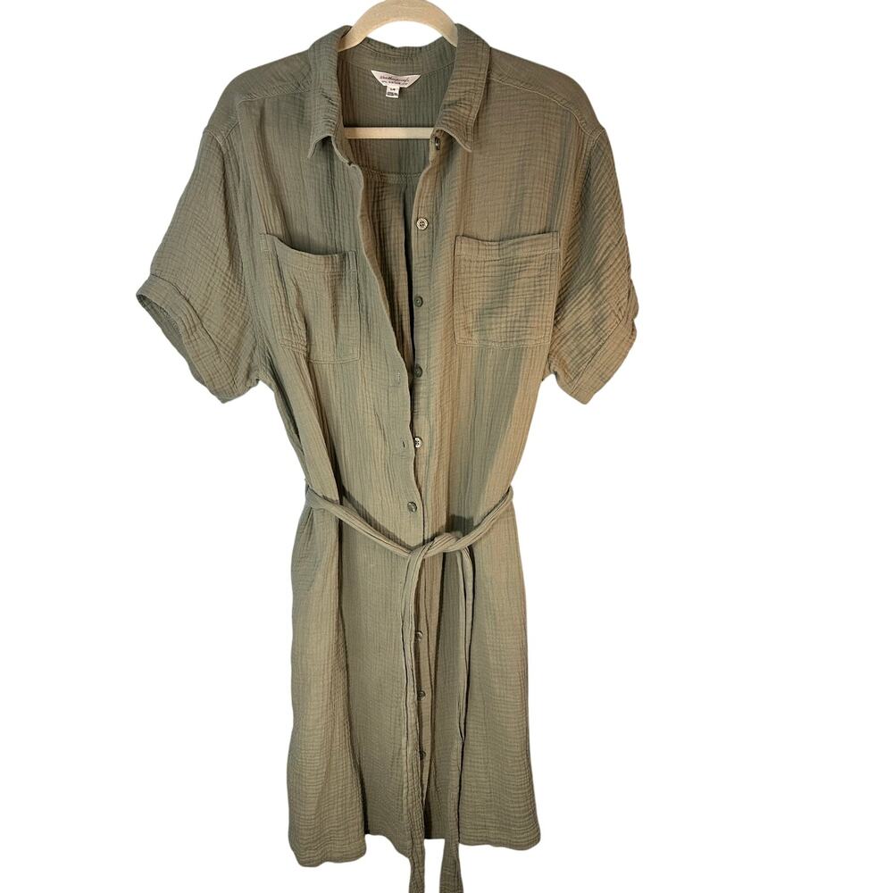 Weatherproof Vintage Ladies' Gauze Dress in a neutral olive green color Large